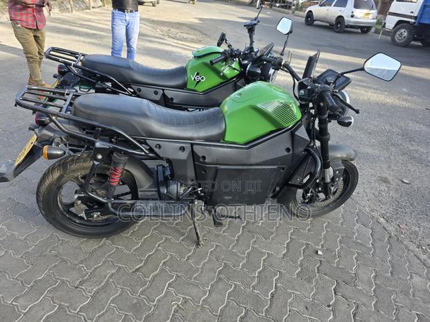 Motorcycle 2025 Green - thumbnail 3