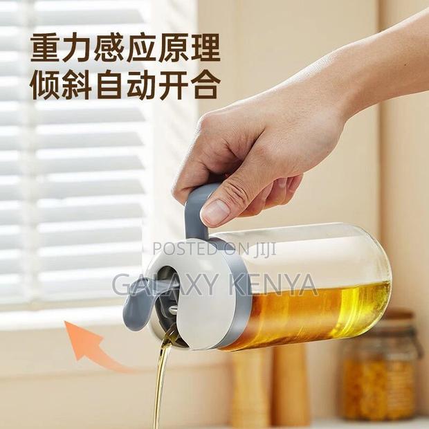 Non Slip Oil / Vinegar Dispenser - thumbnail 5