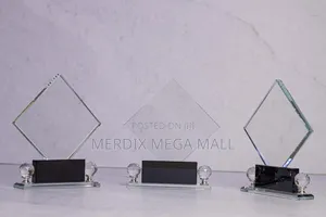 Trapezium Cr018 Crystal Award,Awards