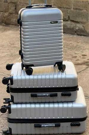 3 in 1 Luxurious Fibre Suitcase - thumbnail 2