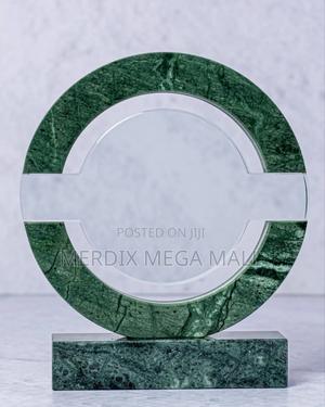 Un862Crystal Award, Awards - thumbnail 2