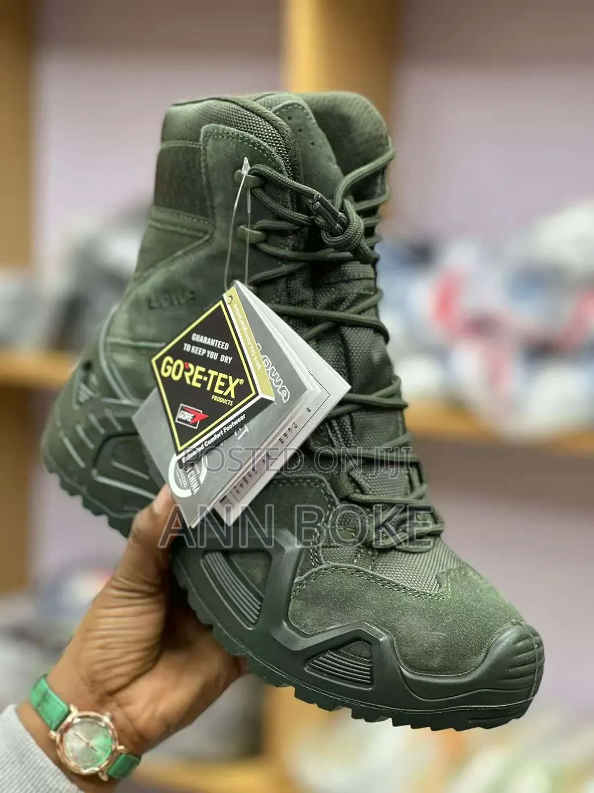 Lowa Boot Sizes 40,41,42,43,44,45 Accessible