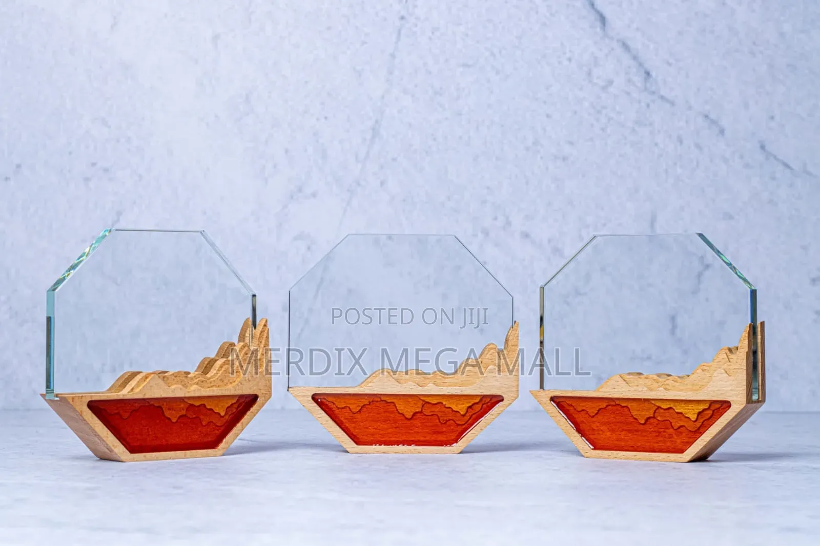 Cr013 Crystal Award, Awards