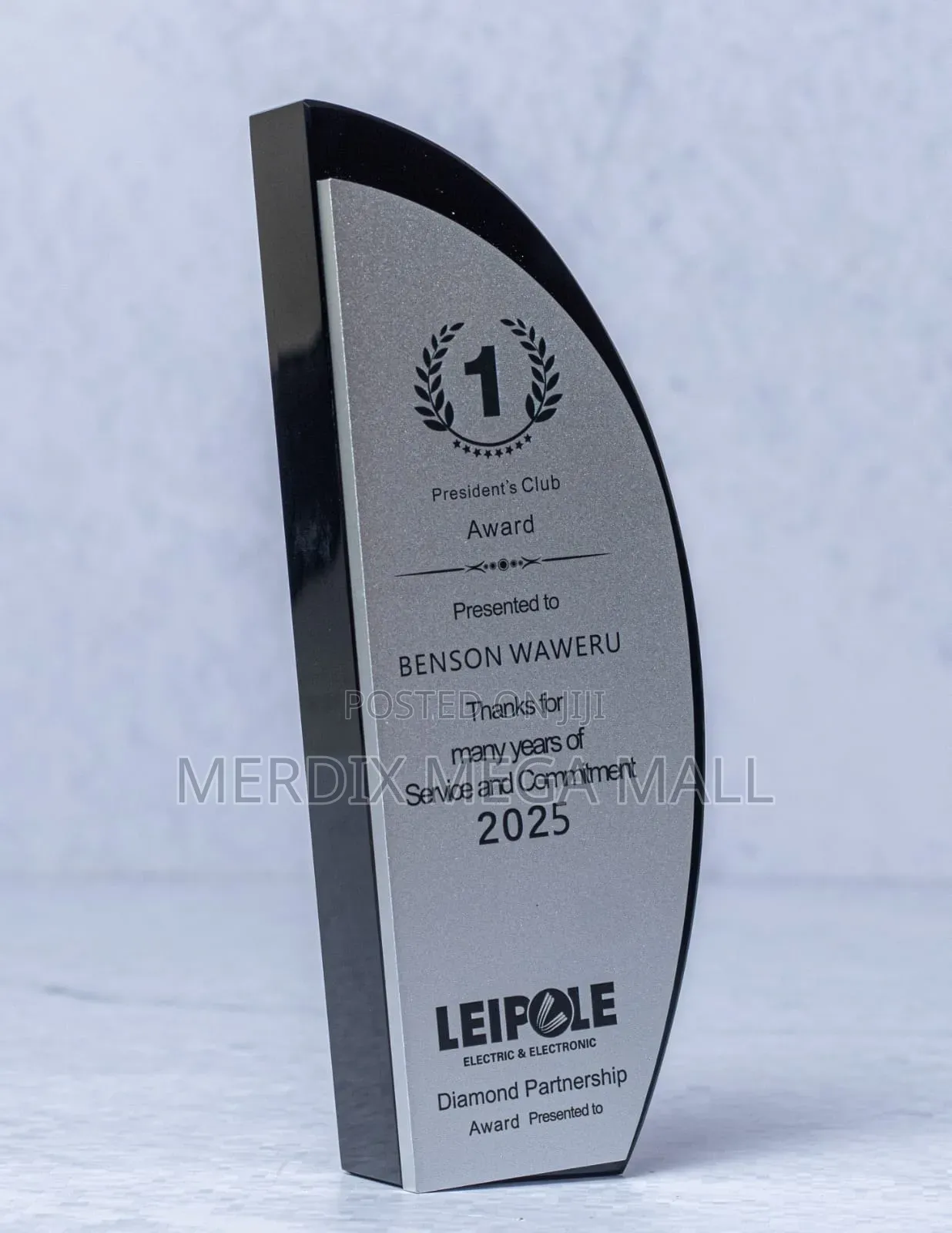 Cr007 Crystal Award, Awards