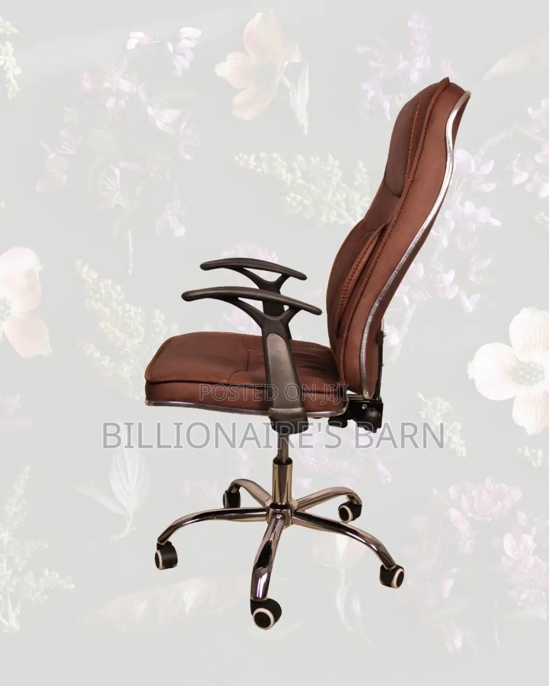Executive Leather Chair• Comfort, Padded Arm Comfort