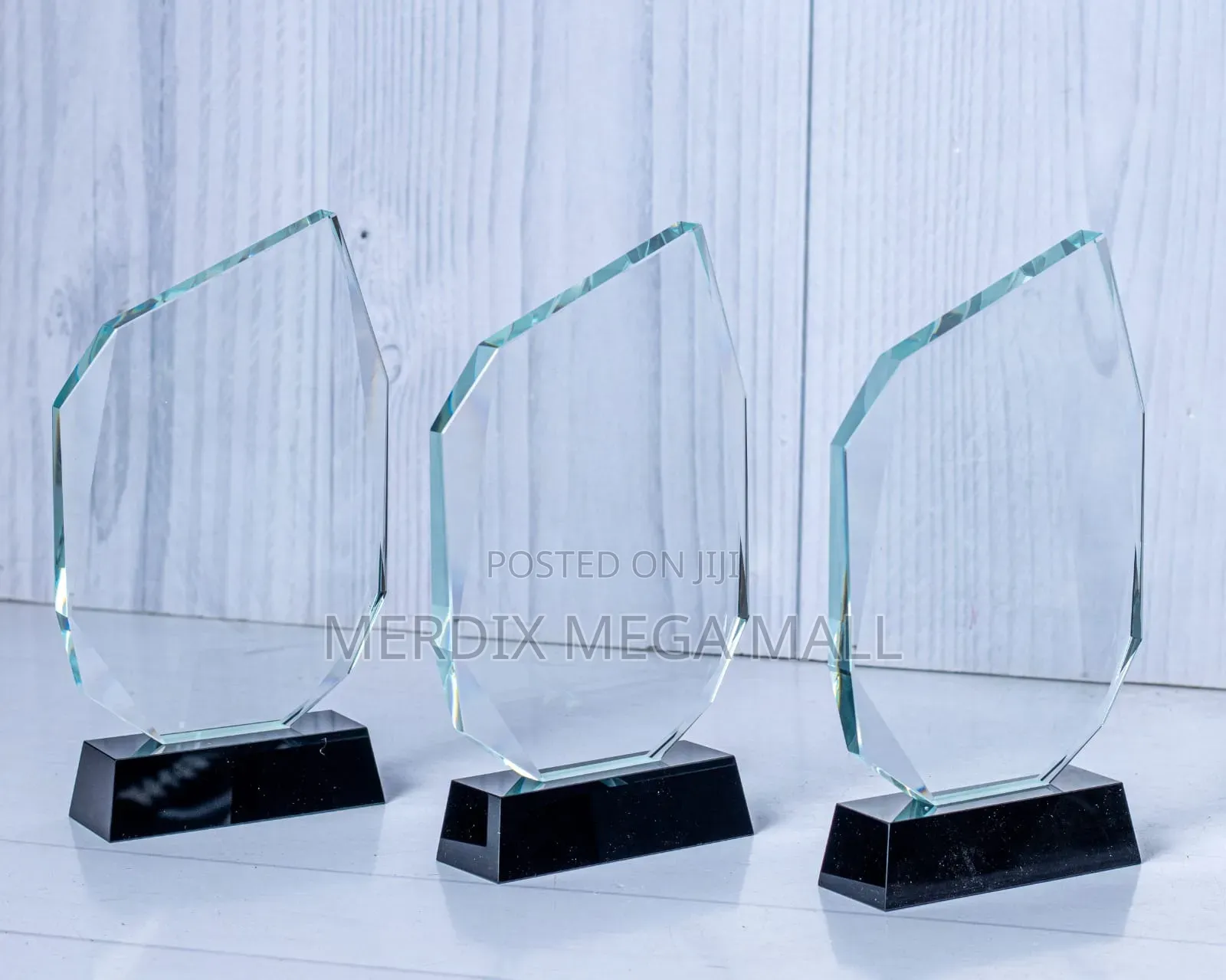 Cr021 Crystal Award, Awards