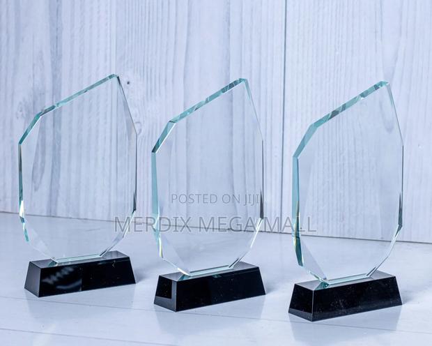 Cr021 Crystal Award, Awards - main view