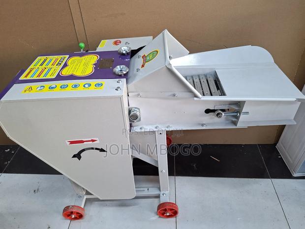 Chopper Grinding Machine / Chaff Cutter. - thumbnail 2