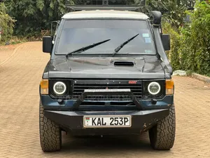 Mitsubishi Pajero Junior 1998 Blue