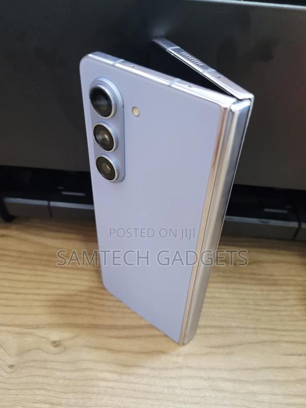 Samsung Galaxy Z Fold 5 256 GB Blue - thumbnail 3