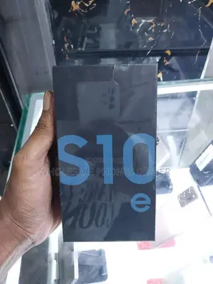 Samsung Galaxy S10e 128 GB Black