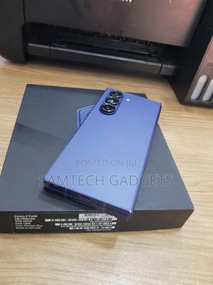 Samsung Galaxy Z Fold6 256 GB Blue - thumbnail 2