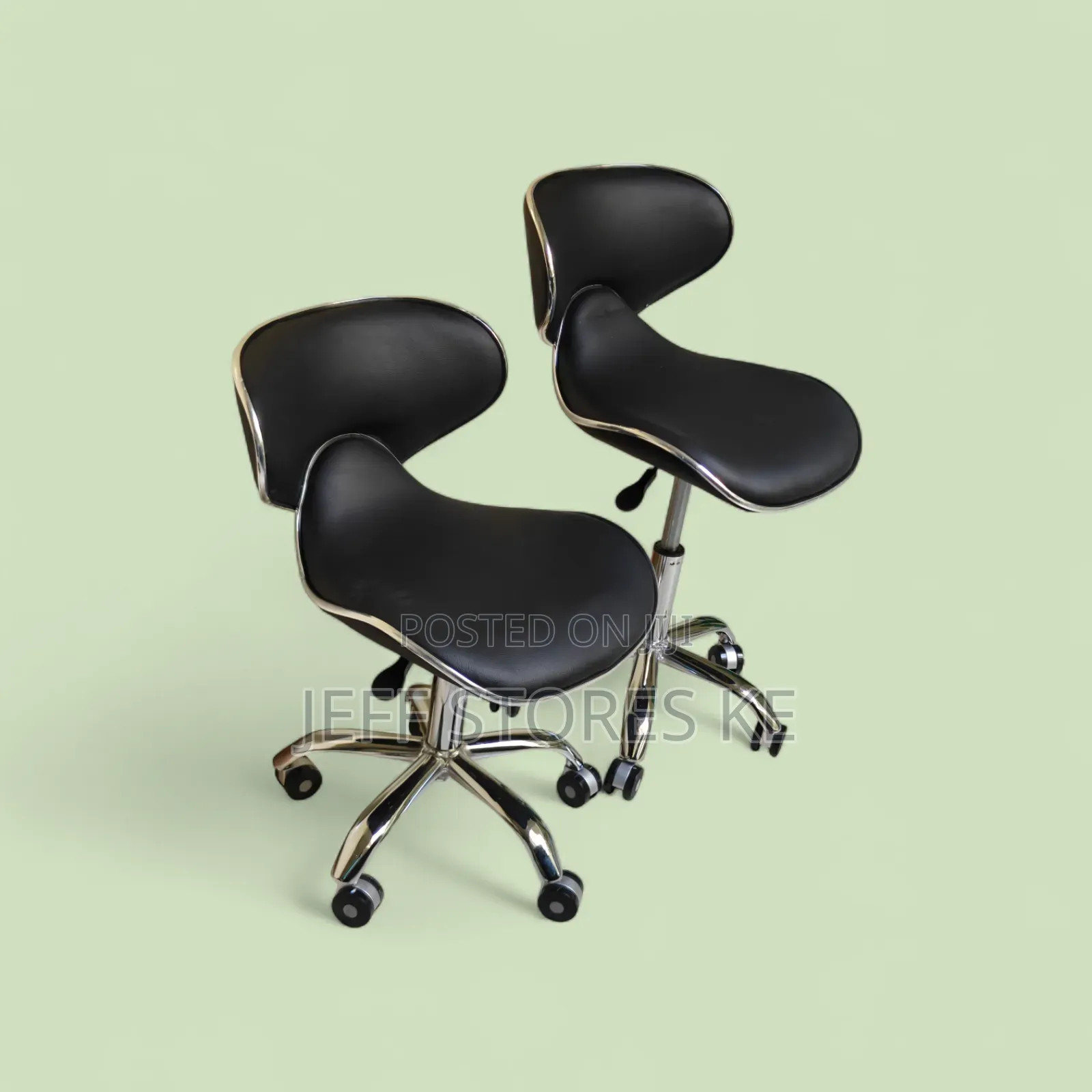 Classic Beauty Stool
