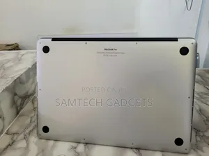 Laptop Apple MacBook Pro 2015 16GB Intel Core I7 SSD 500GB