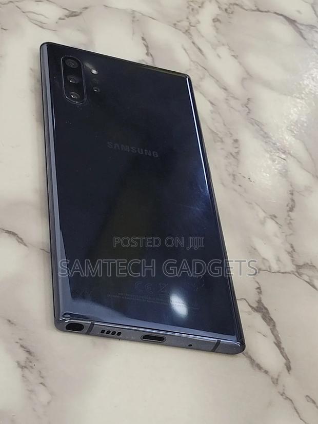 Samsung Galaxy Note 10 Plus 256 GB Blue - main view