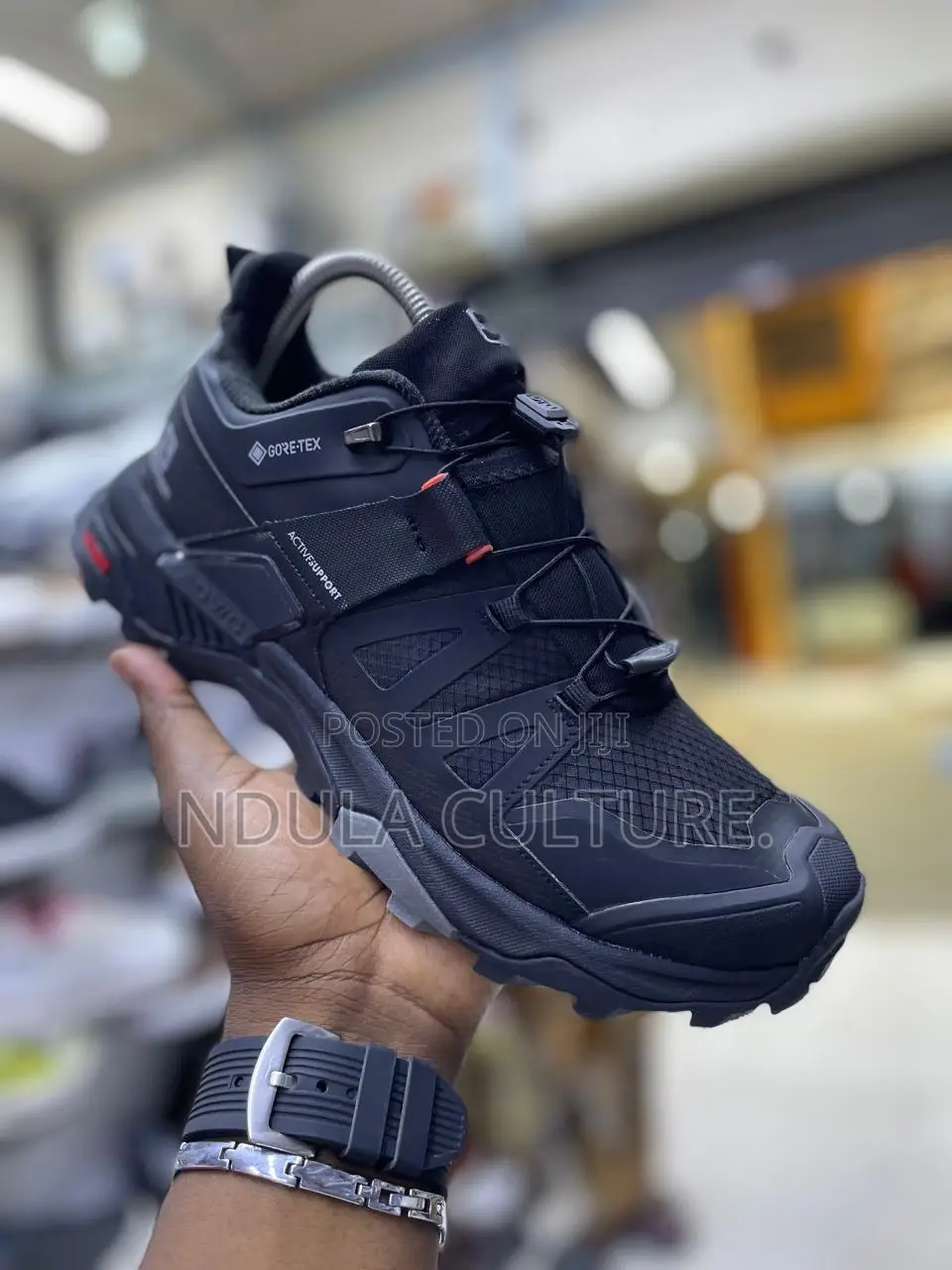 Salomon Low Cut Boots
