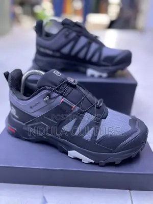 Salomon Low Cut Boots