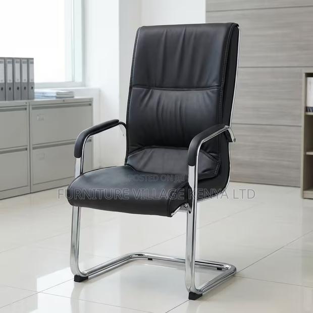Office Chair; Executive Leather Visitor Office Seat - main view