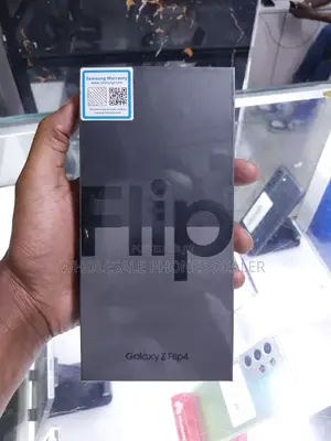 Samsung Galaxy Z Flip4 256 GB Black