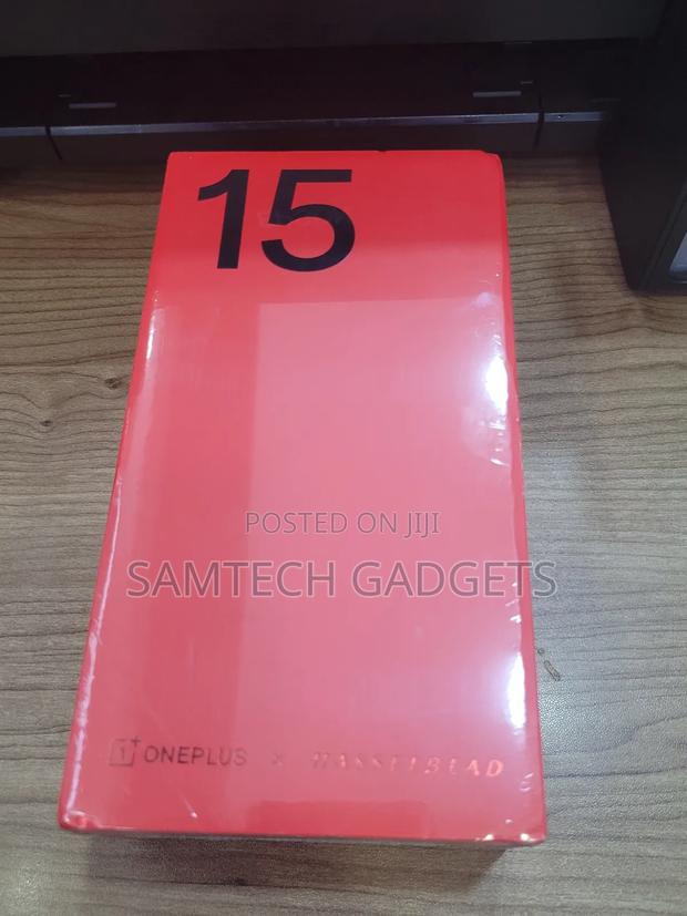 New OnePlus 15 512 GB Black - main view