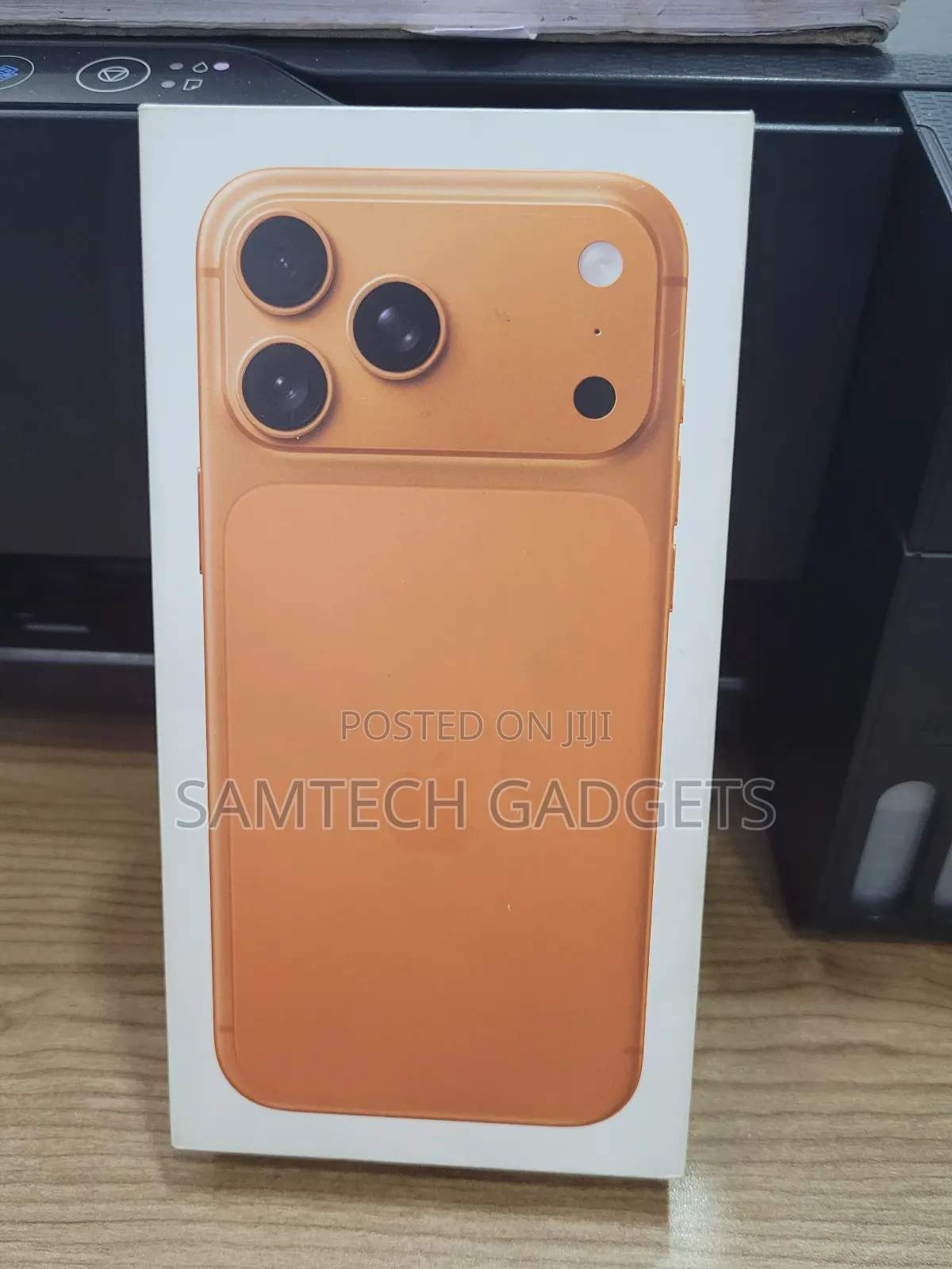 New Apple iPhone 17 Pro Max 256 GB Orange