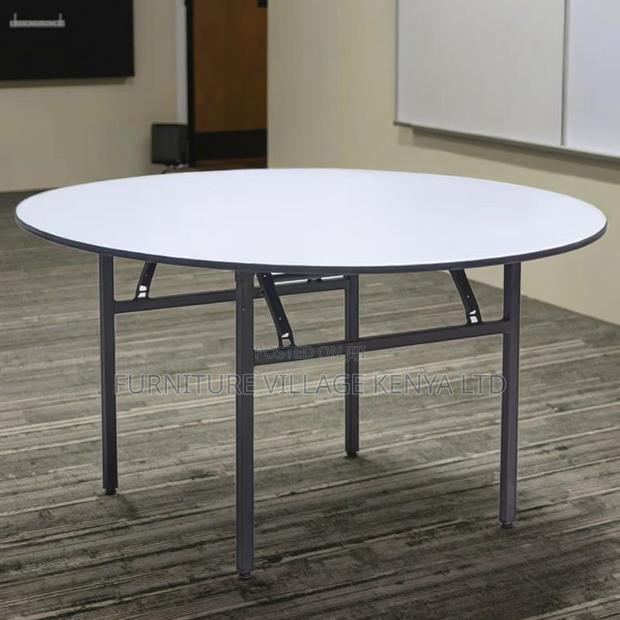 Office Table: Folding Round Plastic Banquet Table - thumbnail 7