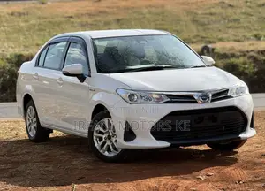 Toyota Axio 1.5 Hybrid 2WD 2019 White