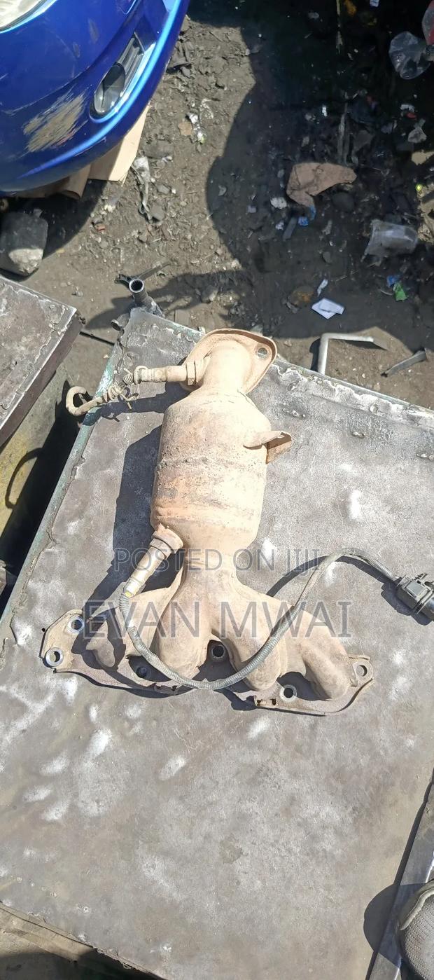 Suzuki Swift Catalytic Converter Universal - main view