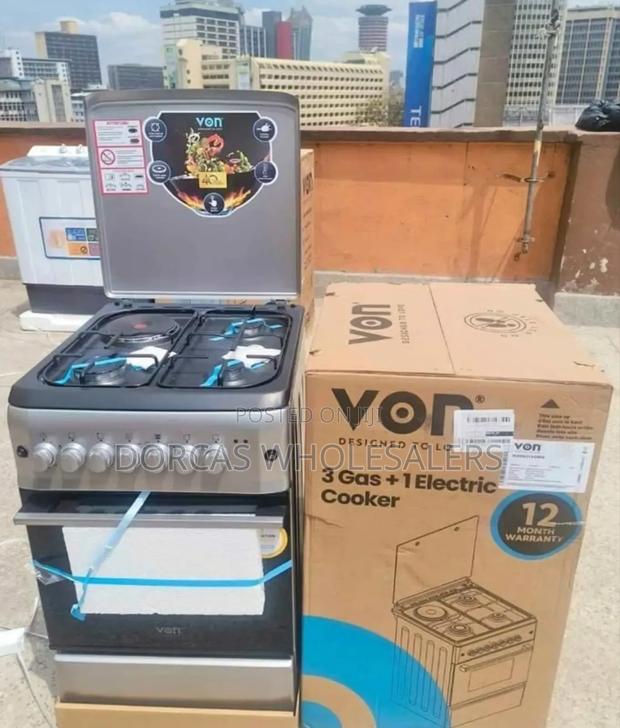 Auto Ignition Von 58 by 58 3+1 Standing Cooker - main view