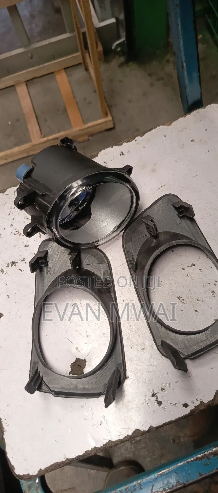 Fog Light Puter Covers Axio/Fielder 2012