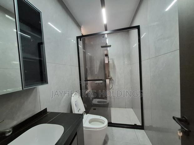 5bdrm House in Lavington for sale - thumbnail 8