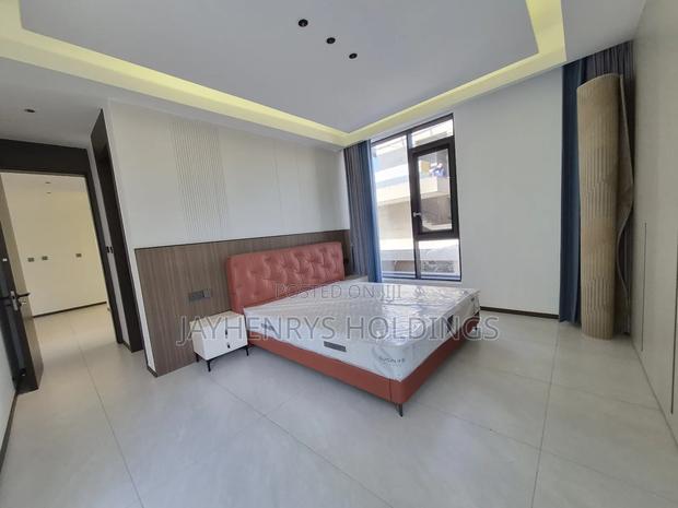 5bdrm House in Lavington for sale - thumbnail 11