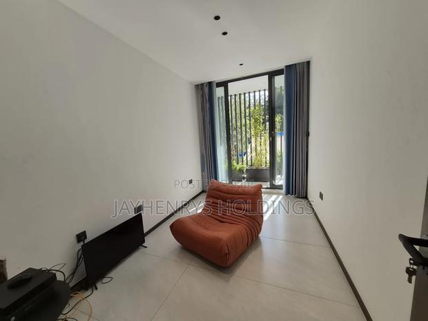 5bdrm House in Lavington for sale - thumbnail 17