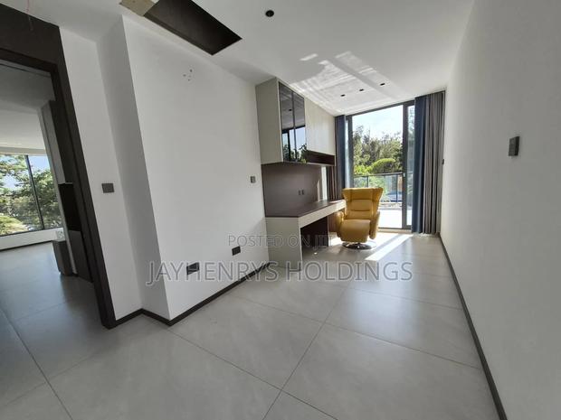 5bdrm House in Lavington for sale - thumbnail 18