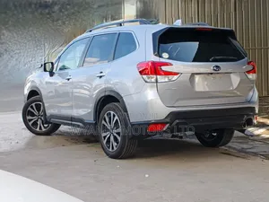 Subaru Forester 2018 Silver