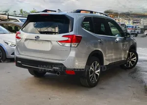 Subaru Forester 2018 Silver