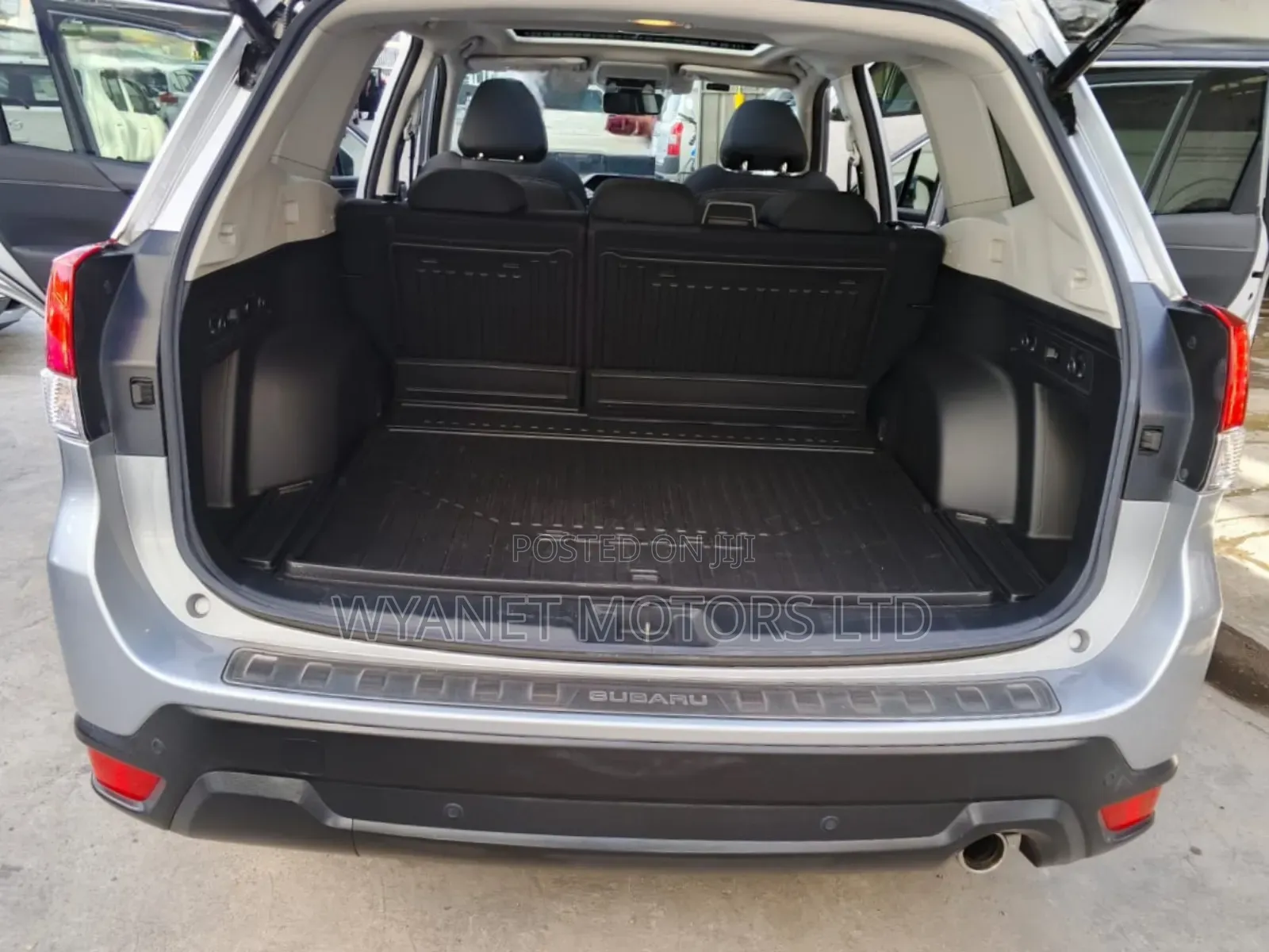 Subaru Forester 2018 Silver