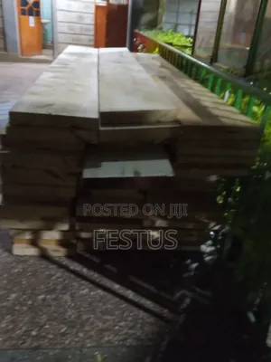 Cafeteria Table