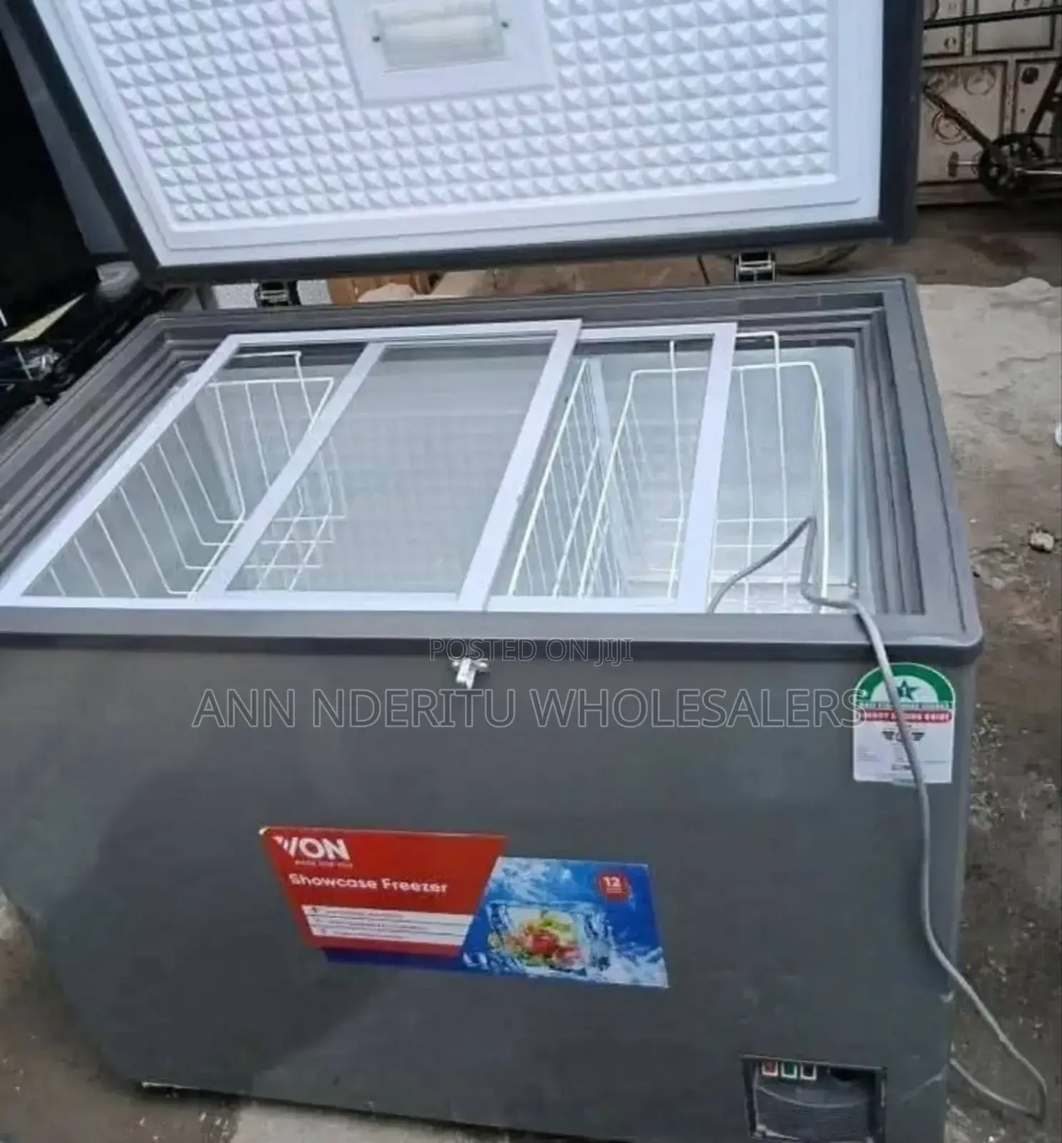 Restocked Von 250 Litres Chest Freezer Vfl21
