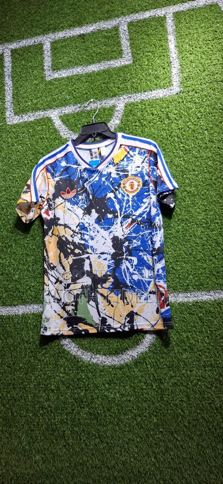 Addias X Manchester United Stone Roses 2026.