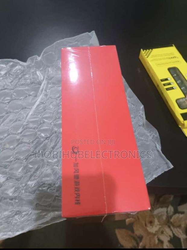 New OnePlus 15 1 TB Black - thumbnail 2