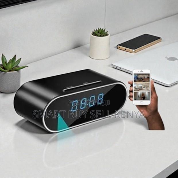 Maintenance-Free Mini Table Clock Wifi Spy Hidden Camera - main view