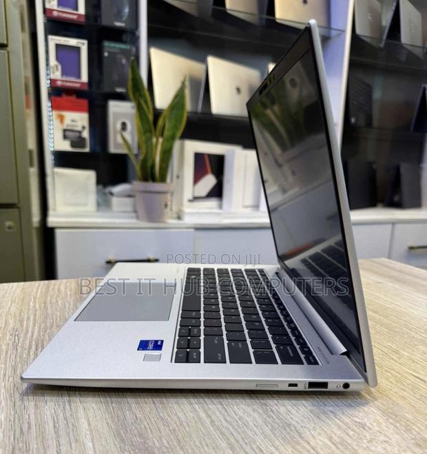 Laptop HP EliteBook 840 G9 16GB Intel Core i5 SSD 256GB