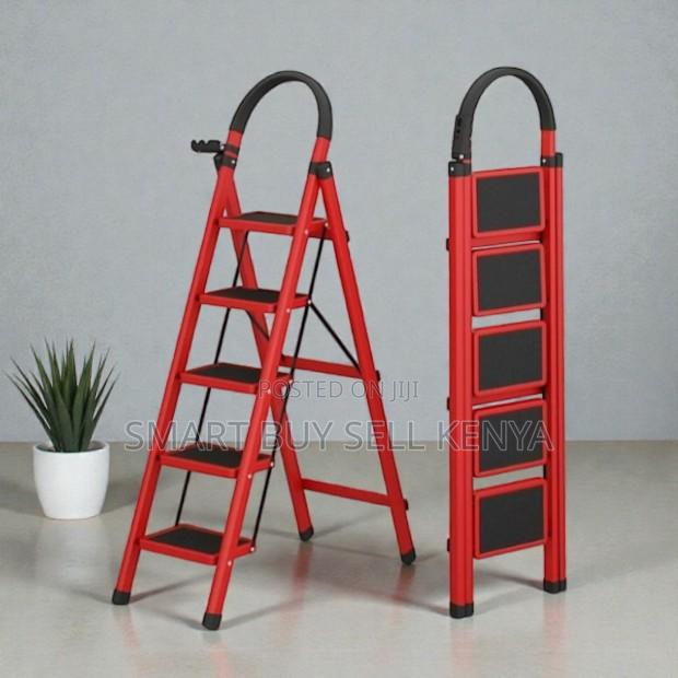 Non Slip Aluminum Secure Grip Steps 5 Step Ladder Stepladder - main view