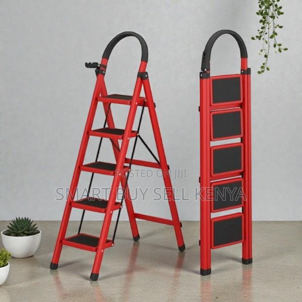 Long Lasting Quality Heavy Duty 5 Step Ladder Stepladder - main view