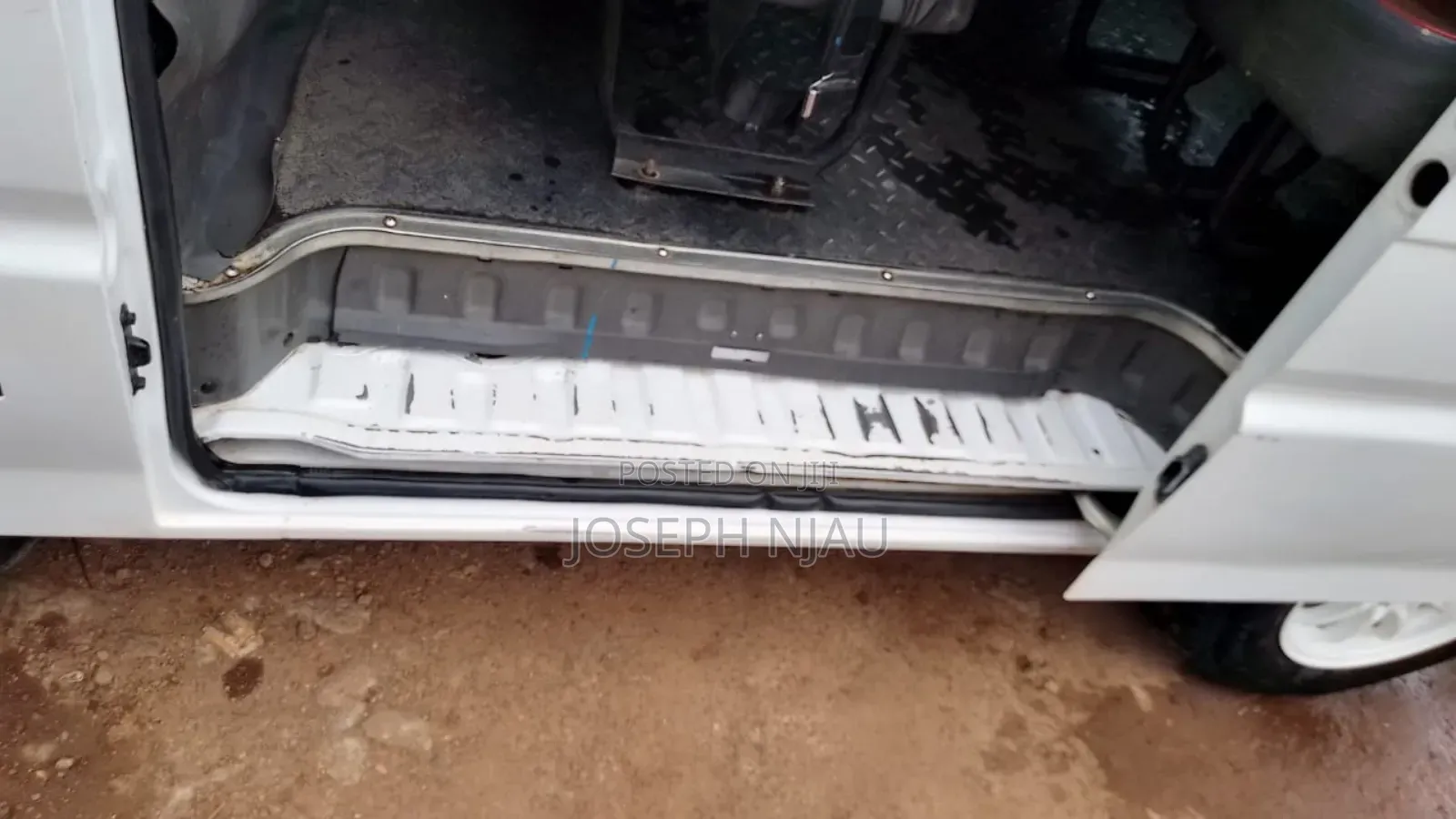 Mazda Bongo 2014 White