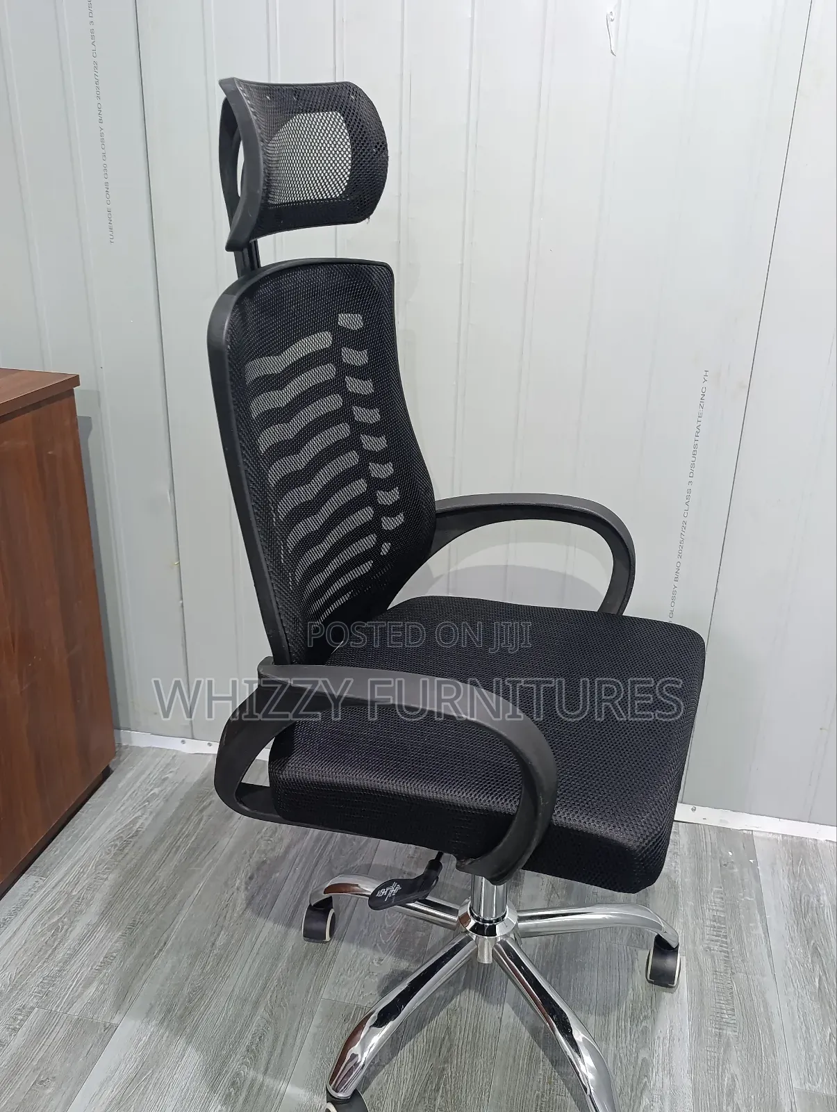 Adjastable Modern Office Chair