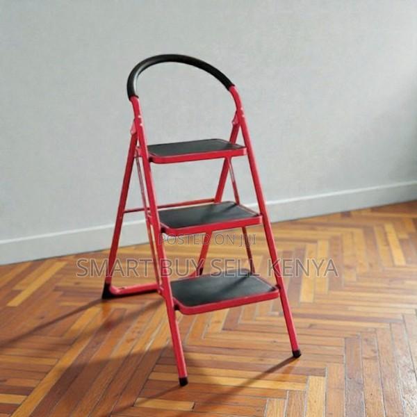 Convenient to Use Non-Slip Ribbed Steps 3 Step Ladder Stepladder