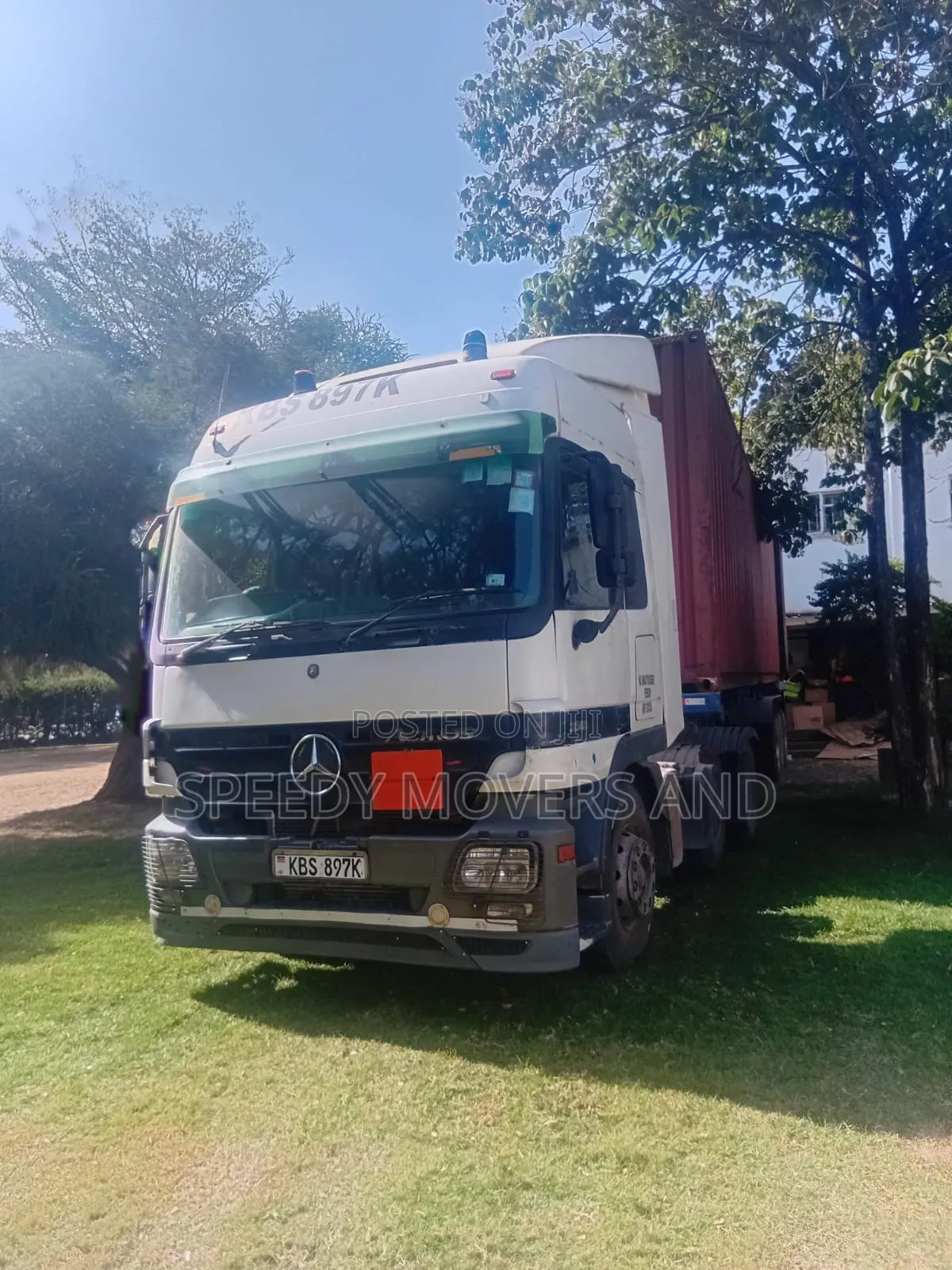 Trailers for Jobs and Cargo Navigation Are Readily Available
