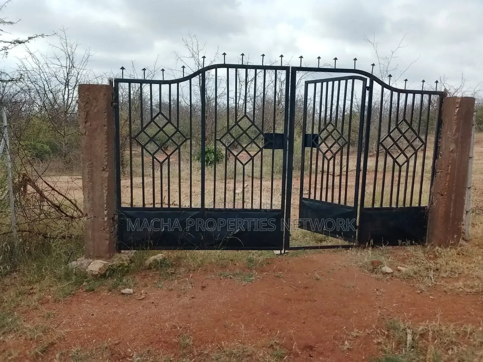 10 Acres For Sale Kibwezi -makueni Country